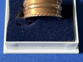 Kalevala Koru Karjaan sormus, Kellot ja korut, Asusteet ja kellot, Iitti, Tori.fi Kalevala Koru Karjaan sormus, Kellot ja korut, Asusteet ja kellot, Iitti, Tori.fi