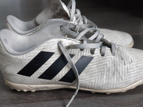 Adidas Nemesis turf koko 36, Jalkapallo, Urheilu ja ulkoilu, Lappeenranta, Tori.fi Adidas Nemesis turf koko 36, Jalkapallo, Urheilu ja ulkoilu, Lappeenranta, Tori.fi