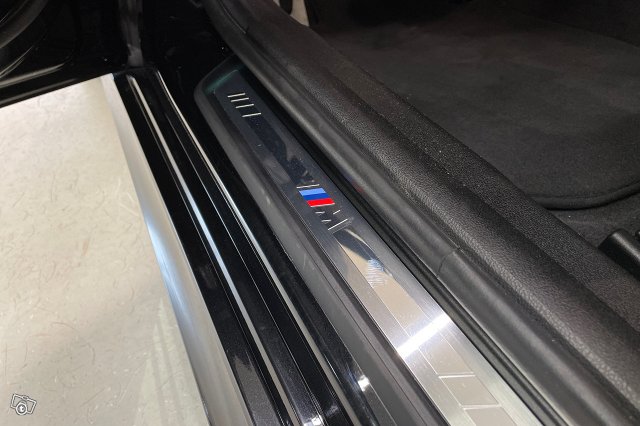 BMW 320 25