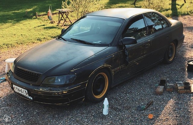 Opel Omega, kuva 1