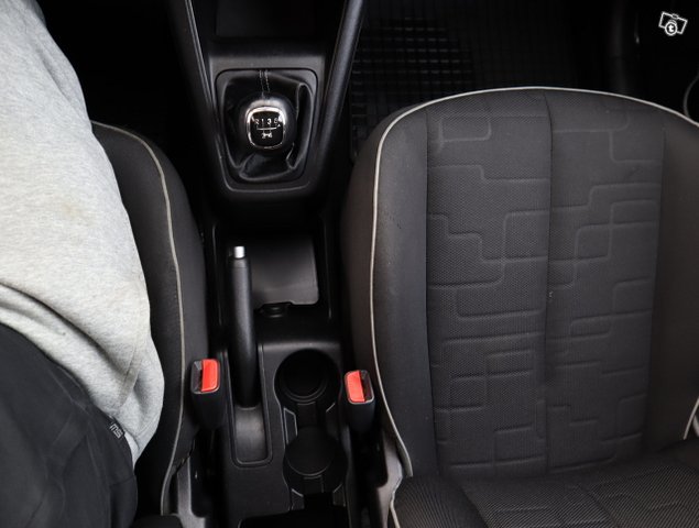 Kia Venga 19
