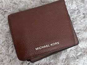 Michael Kors lompakko, Muut asusteet, Asusteet ja kellot, Pori, Tori.fi Michael Kors lompakko, Muut asusteet, Asusteet ja kellot, Pori, Tori.fi