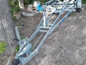 Traileri Respo 2000kg, Veneen varusteet ja varaosat, Venetarvikkeet ja veneily, Vantaa, Tori.fi Traileri Respo 2000kg, Veneen varusteet ja varaosat, Venetarvikkeet ja veneily, Vantaa, Tori.fi