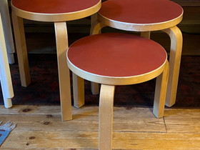 Artek Aalto jakkara trio ., Pöydät ja tuolit, Sisustus ja huonekalut, Helsinki, Tori.fi Artek Aalto jakkara trio ., Pöydät ja tuolit, Sisustus ja huonekalut, Helsinki, Tori.fi