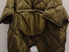 Honcho poncho down lämpöpuku, Vaatteet ja kengät, Rovaniemi, Tori.fi Honcho poncho down lämpöpuku, Vaatteet ja kengät, Rovaniemi, Tori.fi