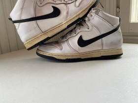 Nike dunk, Vaatteet ja kengät, Oulu, Tori.fi Nike dunk, Vaatteet ja kengät, Oulu, Tori.fi