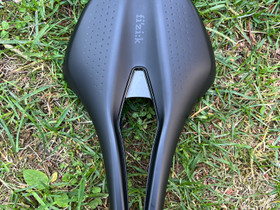 Fizik Argo Tempo R5 Satula, Pyörätarvikkeet ja kypärät, Polkupyörät ja pyöräily, Helsinki, Tori.fi Fizik Argo Tempo R5 Satula, Pyörätarvikkeet ja kypärät, Polkupyörät ja pyöräily, Helsinki, Tori.fi