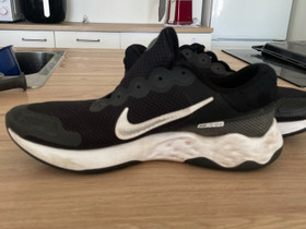 Nike renew juoksukengät, Juoksu ja lenkkeily, Urheilu ja ulkoilu, Pori, Tori.fi Nike renew juoksukengät, Juoksu ja lenkkeily, Urheilu ja ulkoilu, Pori, Tori.fi