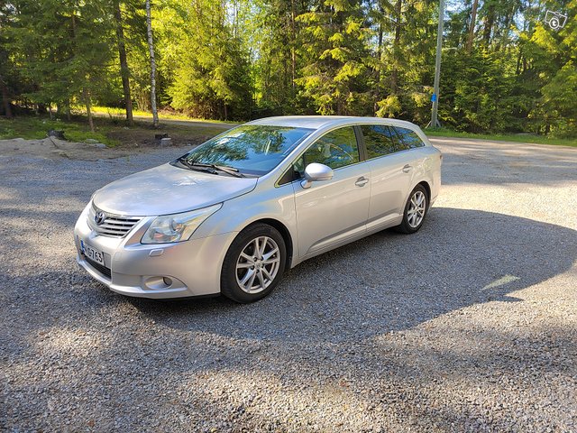 Toyota Avensis, kuva 1