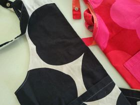 Marimekko Unikko essut, Muut asusteet, Asusteet ja kellot, Seinäjoki, Tori.fi Marimekko Unikko essut, Muut asusteet, Asusteet ja kellot, Seinäjoki, Tori.fi