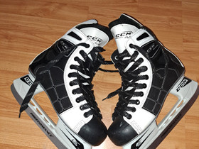CCM Classic hokkarit kokoa 41, Jääkiekko ja luistelu, Urheilu ja ulkoilu, Hollola, Tori.fi CCM Classic hokkarit kokoa 41, Jääkiekko ja luistelu, Urheilu ja ulkoilu, Hollola, Tori.fi