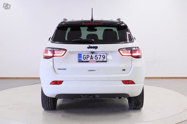 Jeep Compass 6