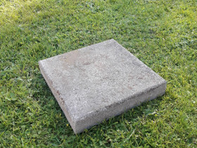 Betonilaatta 30×30, Ruukut, kivet ja koristeet, Piha ja puutarha, Kajaani, Tori.fi Betonilaatta 30×30, Ruukut, kivet ja koristeet, Piha ja puutarha, Kajaani, Tori.fi