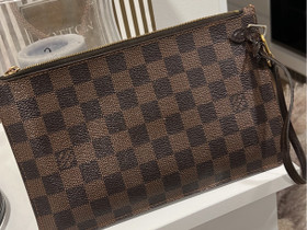 LV pochette, Laukut ja hatut, Asusteet ja kellot, Ylöjärvi, Tori.fi LV pochette, Laukut ja hatut, Asusteet ja kellot, Ylöjärvi, Tori.fi