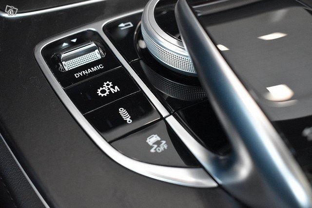 Mercedes-Benz E 63 AMG 8