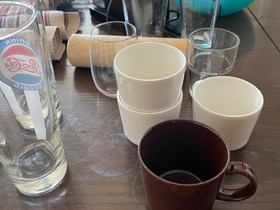 Sekalaista keittiötavaraa, Muut keittiötarvikkeet, Keittiötarvikkeet ja astiat, Helsinki, Tori.fi Sekalaista keittiötavaraa, Muut keittiötarvikkeet, Keittiötarvikkeet ja astiat, Helsinki, Tori.fi