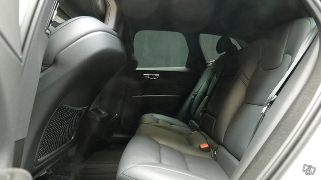 Volvo XC60 12