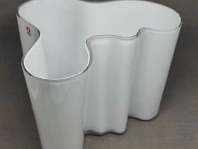 Iittala aaltomaljakko, Antiikki ja taide, Sisustus ja huonekalut, Sysmä, Tori.fi Iittala aaltomaljakko, Antiikki ja taide, Sisustus ja huonekalut, Sysmä, Tori.fi