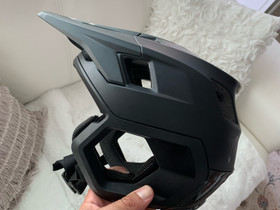 Fox Dropframe pro, Pyörätarvikkeet ja kypärät, Polkupyörät ja pyöräily, Turku, Tori.fi Fox Dropframe pro, Pyörätarvikkeet ja kypärät, Polkupyörät ja pyöräily, Turku, Tori.fi