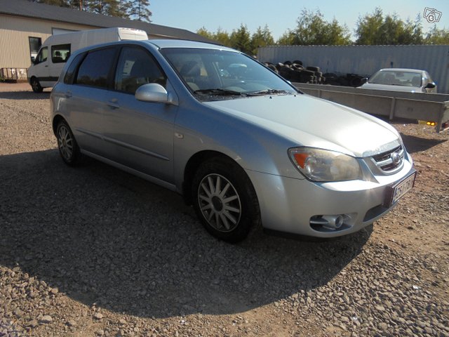 KIA Cerato 2