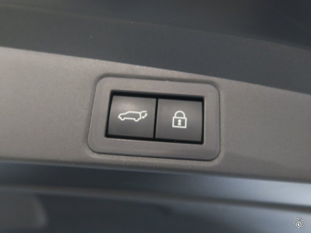 TOYOTA COROLLA 13