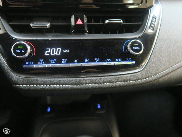 TOYOTA COROLLA 25