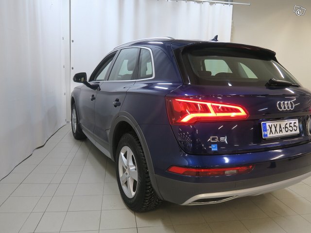 AUDI Q5 9