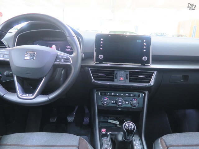 SEAT TARRACO 15