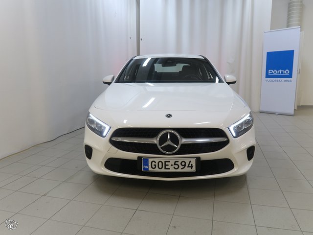MERCEDES-BENZ A 3