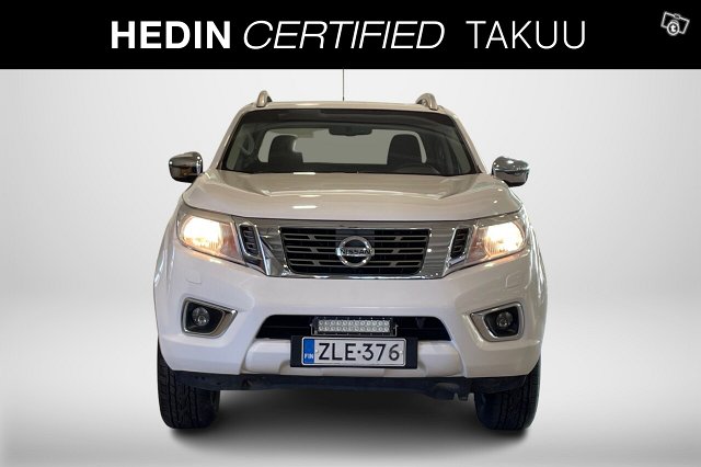 NISSAN Navara 5