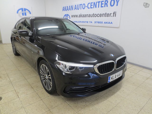 BMW 520