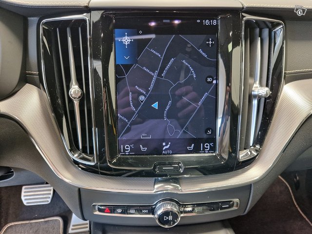 Volvo XC60 21