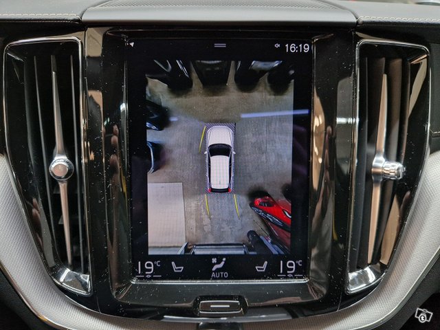 Volvo XC60 22