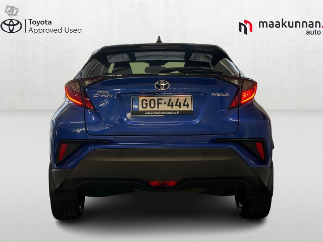 TOYOTA C-HR 4