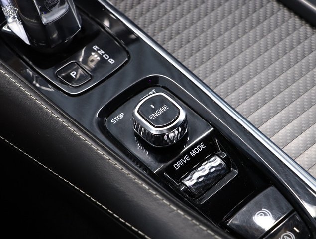 Volvo XC90 18