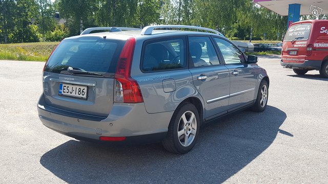 Volvo V50 6