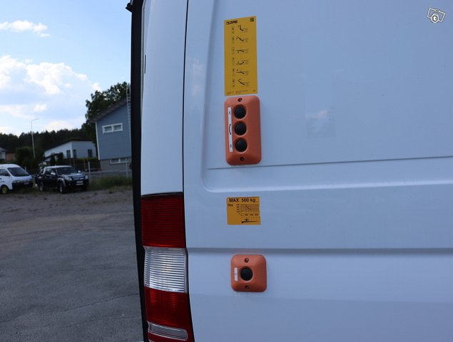 Mercedes-Benz Sprinter 8