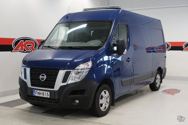 NISSAN NV400