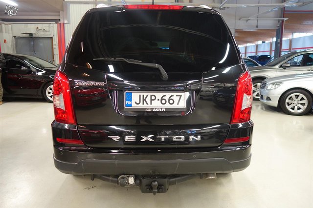 SsangYong Rexton 5