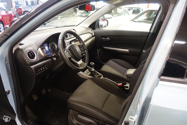 Suzuki Vitara 7