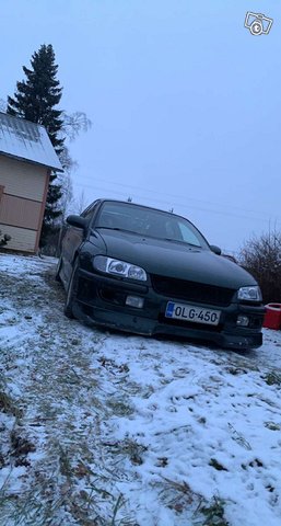 Opel Omega, kuva 1