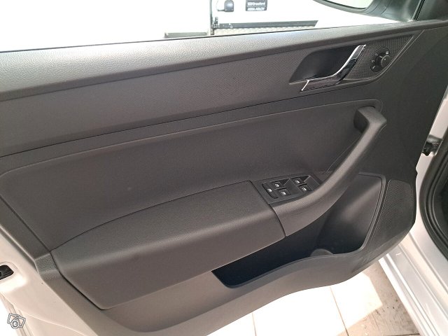 SKODA RAPID 22