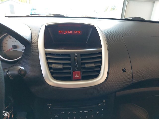 PEUGEOT 206+ 14