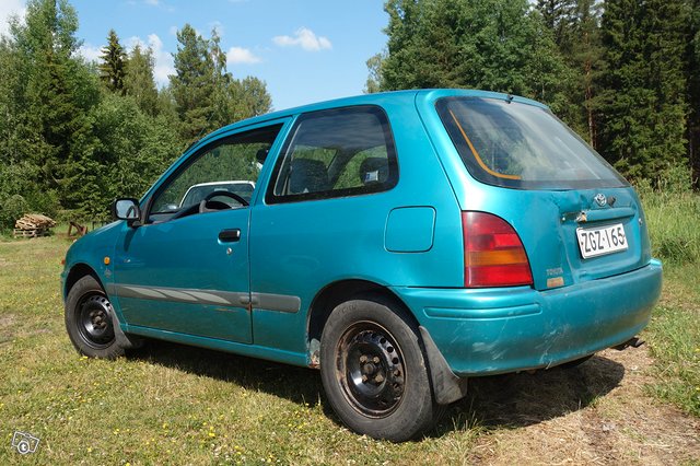 Toyota Starlet 3