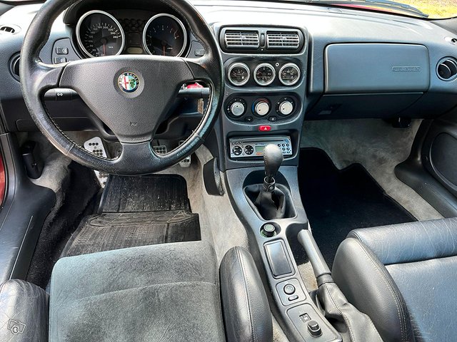 Alfa Romeo GTV 7