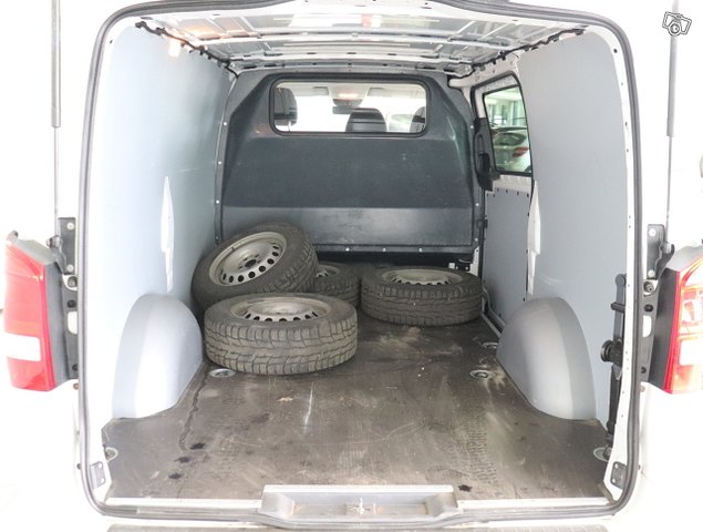 Mercedes-Benz Vito 10