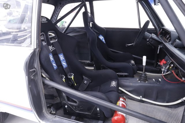 BMW 2002 14