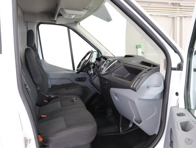 Ford Transit 6