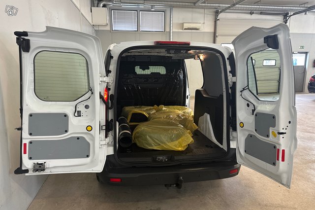 Ford Transit Connect 19