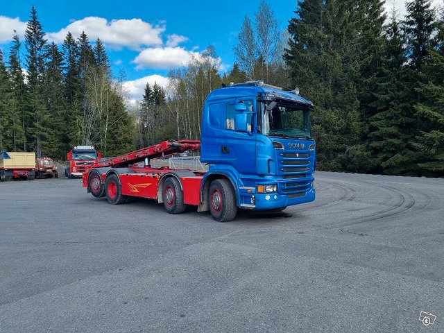 Scania R560 8x2*6HNB 2
